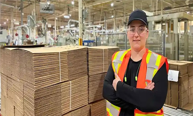 Women in Manufacturing: Diana’s Journey at Atlantic Packaging