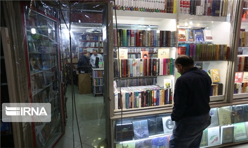 یک ناشر: اثرات جنگ برای ناشران بیش از ۱۲ روز بود