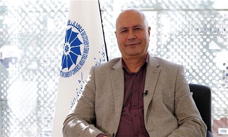 بهرام شکوری: دولت به جای پرداخت بسته 700 همت، با اصلاح قوانین حامی فعالان اقتصادی باشد