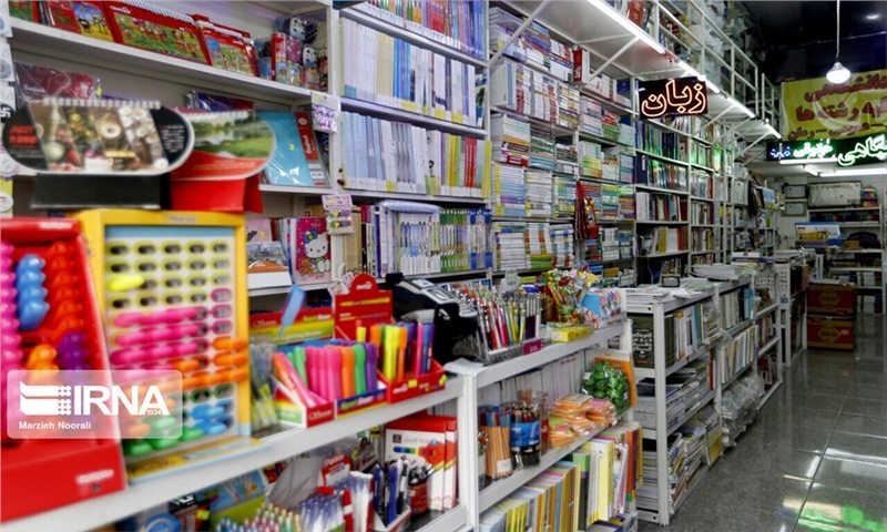 تشدید نظارت ها بر تولید و عرضه لوازم التحریر در البرز+فیلم