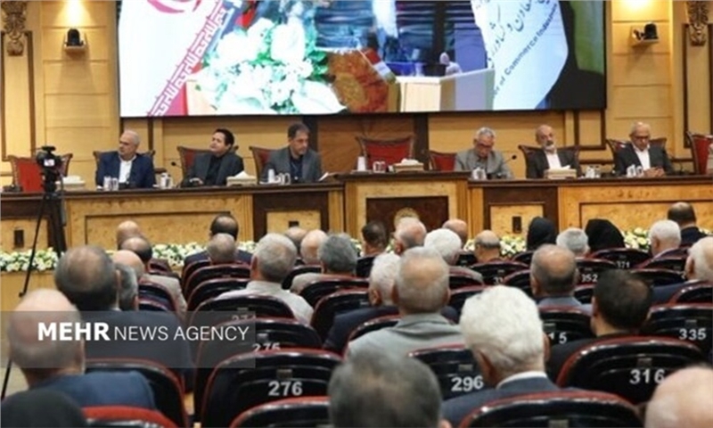 پرسش اتاق ایران از بانک مرکزی؛ ۴۰۰ همت اعتبار به کدام بنگاه‌ها رسید؟