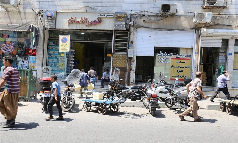 کاهش ریسک‌پذیری خریداران در بازار کاغذ/ خرید محدود و روزانه شد
