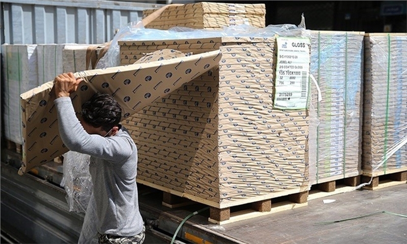 کاهش قیمت 800 هزار تومانی در بازار کاغذ و مقوا