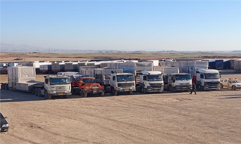 کشف ۶ کامیون تجهیزات خط تولید چاپ و بسته‌بندی کاغذ در مرز خسروی